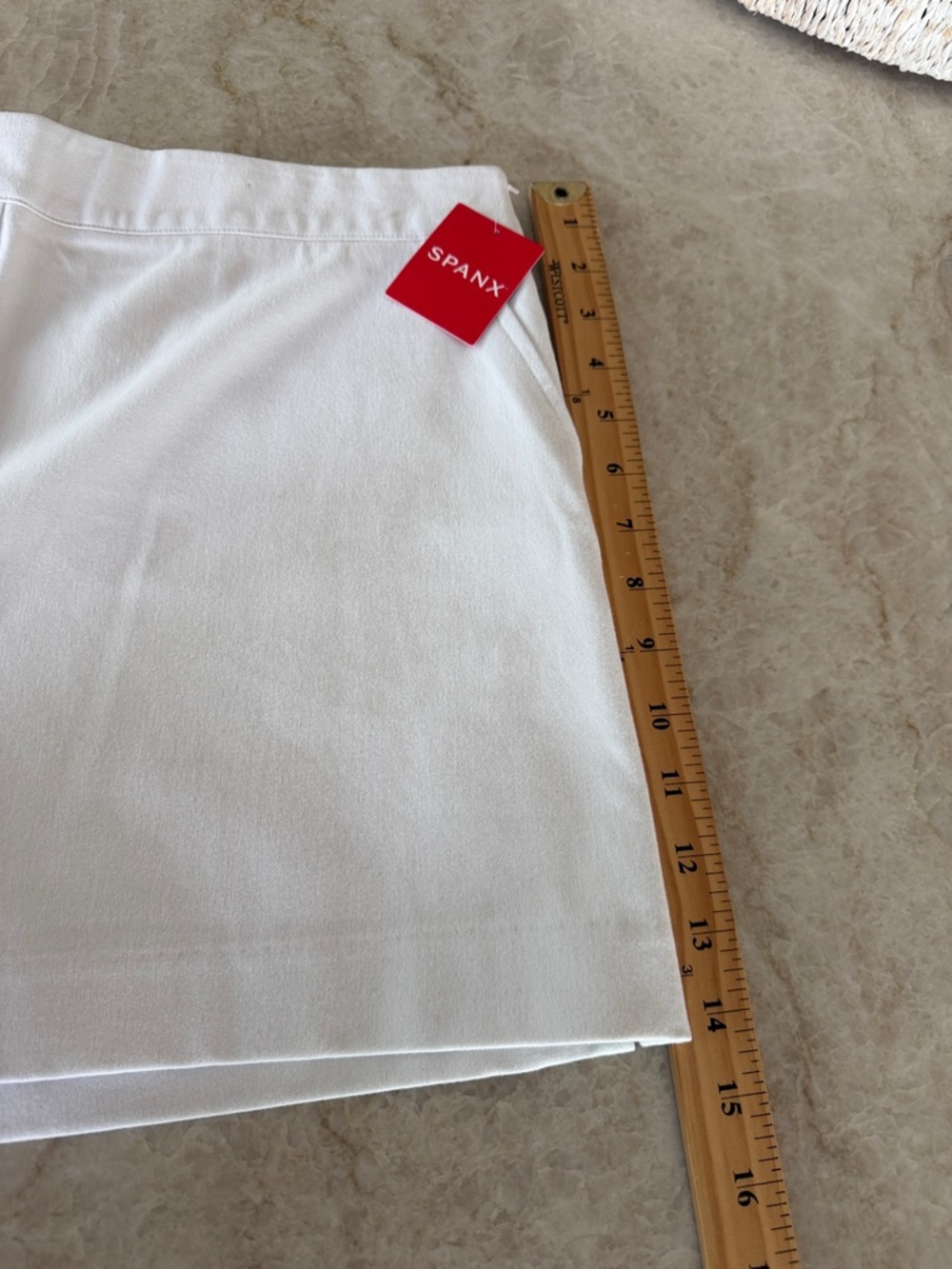 Spanx Shorts Silver Lining 4" Classic White Shorts Size XL New with Tags Pull On - Picture 10 of 13